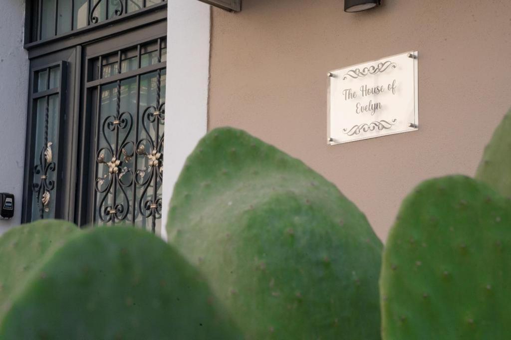 The House Of Evelyn Villa Catania Exteriör bild