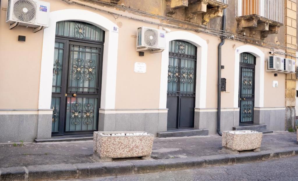 The House Of Evelyn Villa Catania Exteriör bild